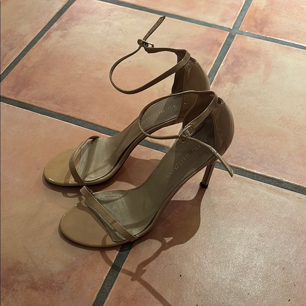 Stuart Weitzman Heels Size 10 Patent Leather Nude Ankle Strap